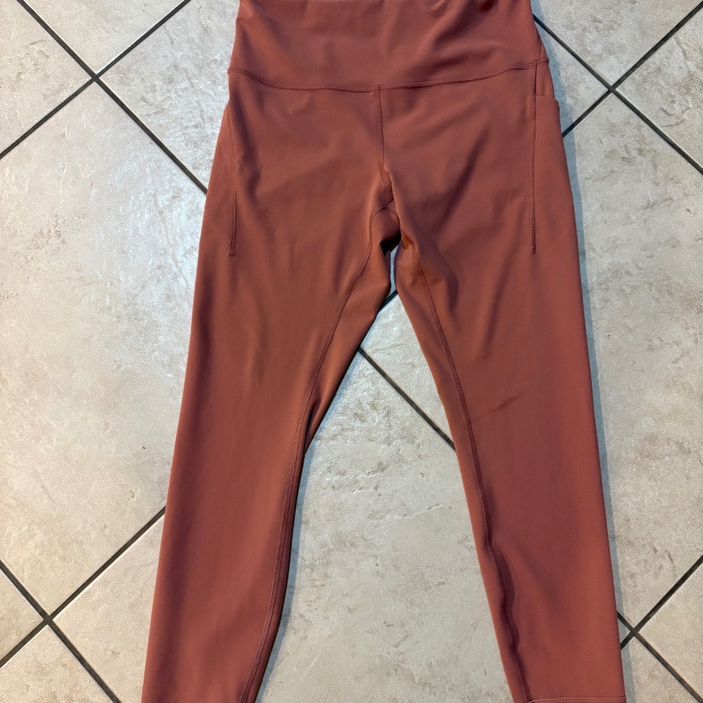 Lululemon Wunder Train leggings